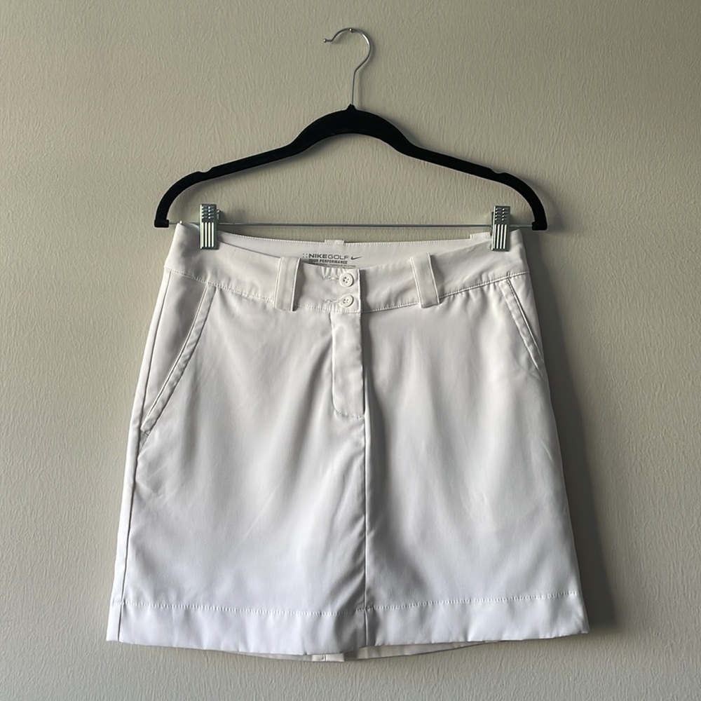 Nike White Dri-Fit Golf Skirt - size 2